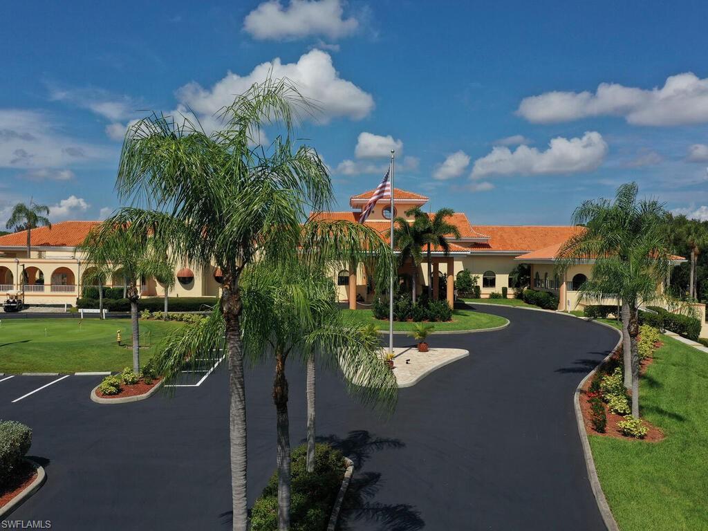 SABAL SPRINGS GOLF AND RACQUET CLUB - Residential