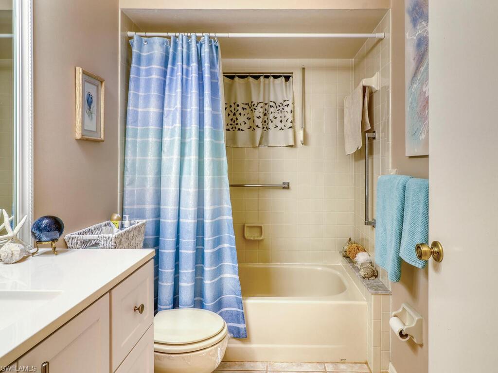 SABAL SPRINGS GOLF AND RACQUET CLUB - Residential