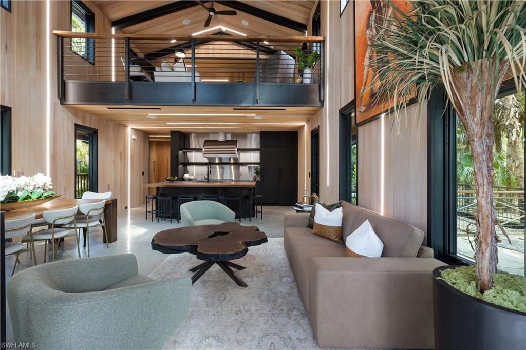 GOLDEN GATE ESTATES - Residential