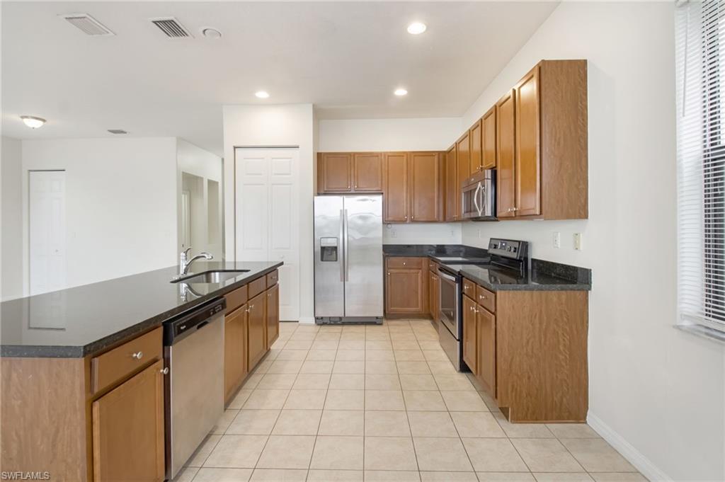 COQUINA AT MAPLE RIDGE - Residential