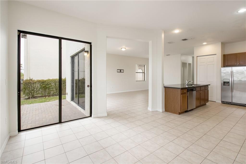 COQUINA AT MAPLE RIDGE - Residential