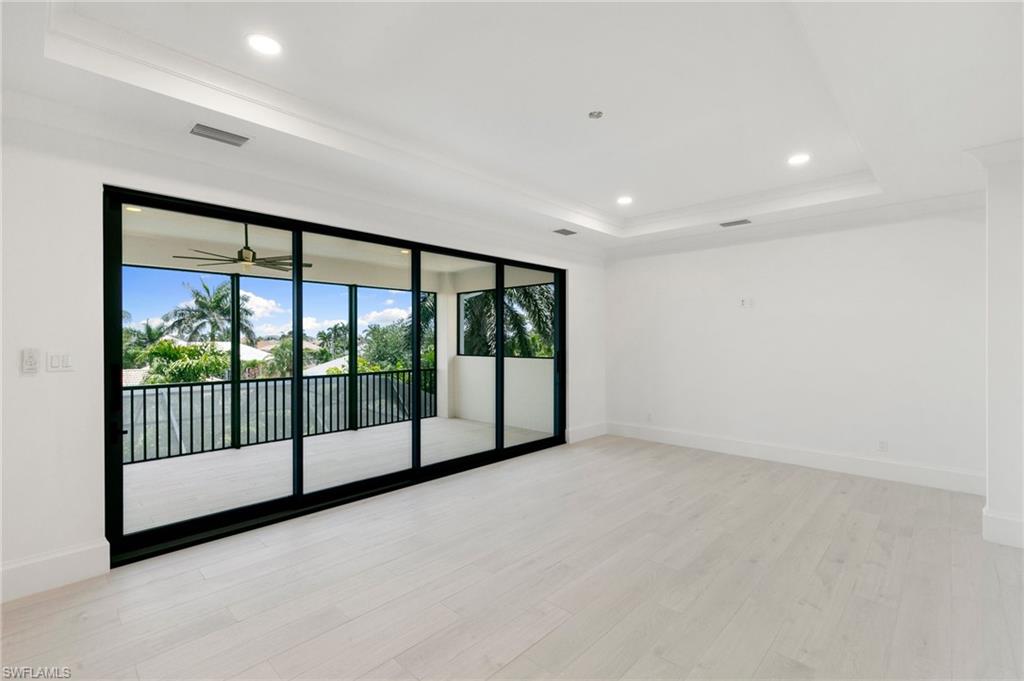 HIDEAWAY BEACH - Residential