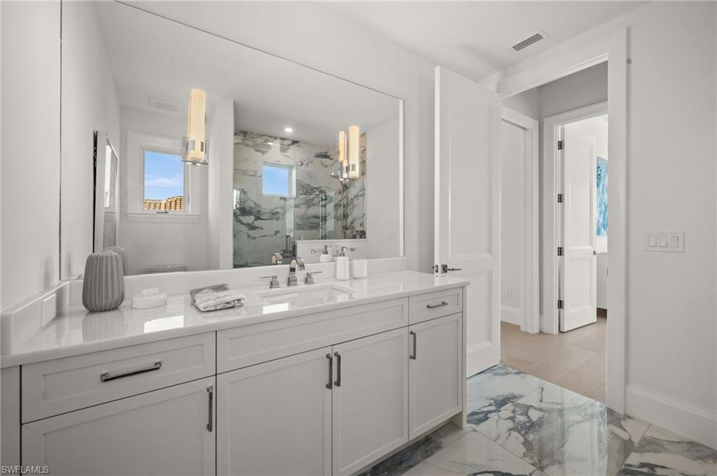 MOORINGS - Residential