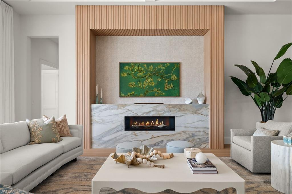 MOORINGS - Residential