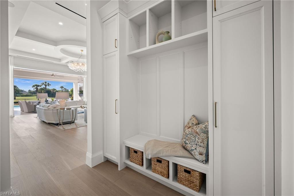 MOORINGS - Residential