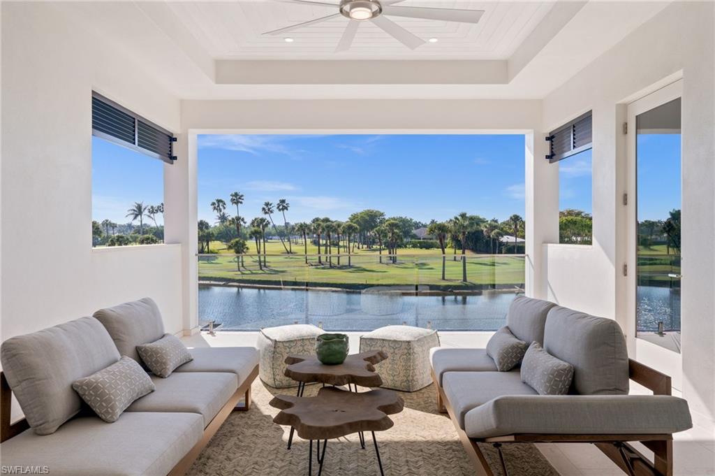 MOORINGS - Residential