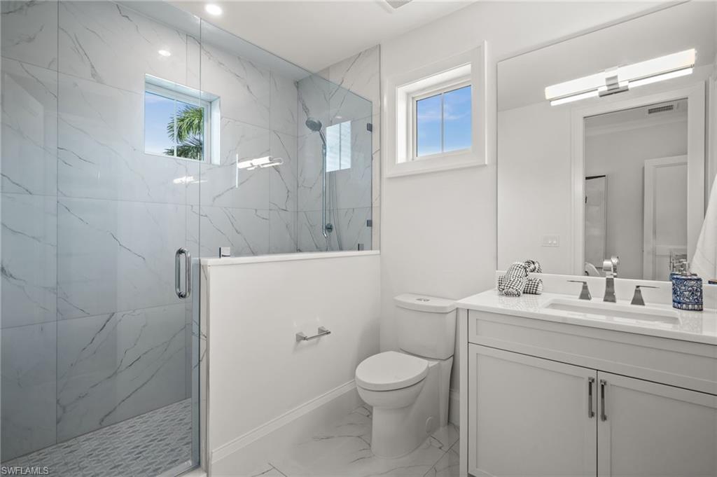 MOORINGS - Residential