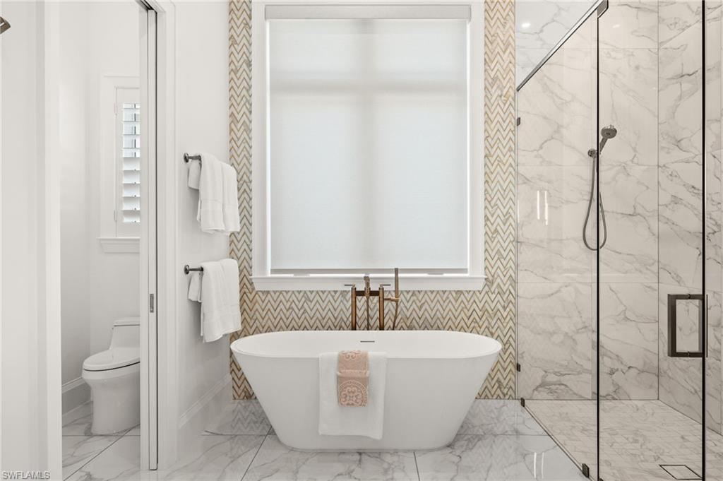 MOORINGS - Residential