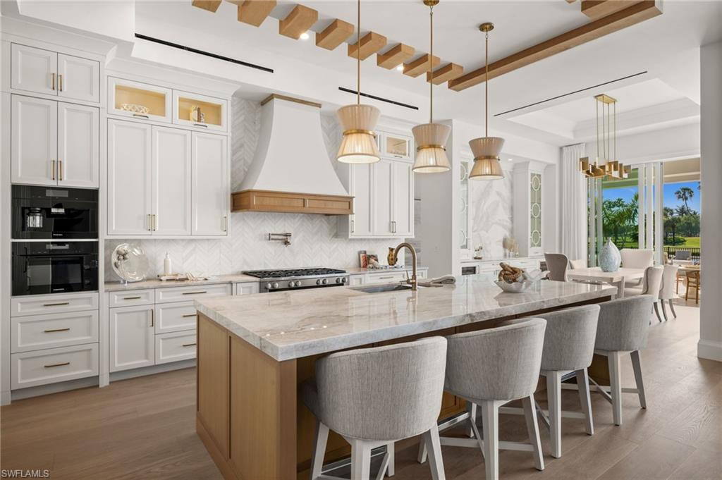 MOORINGS - Residential