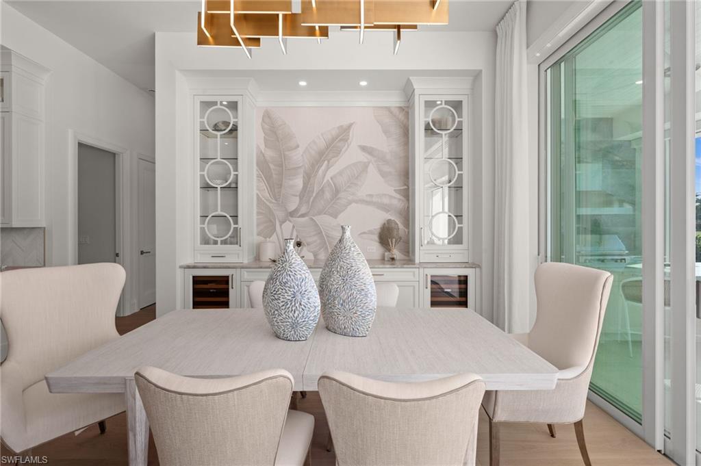 MOORINGS - Residential