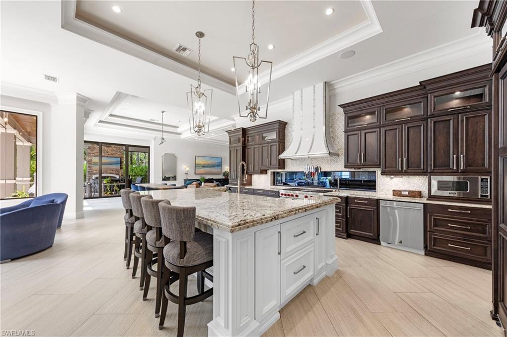 QUAIL WEST - Residential