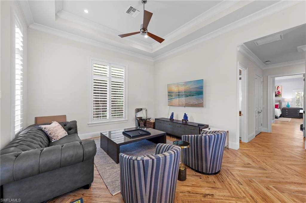 QUAIL WEST - Residential