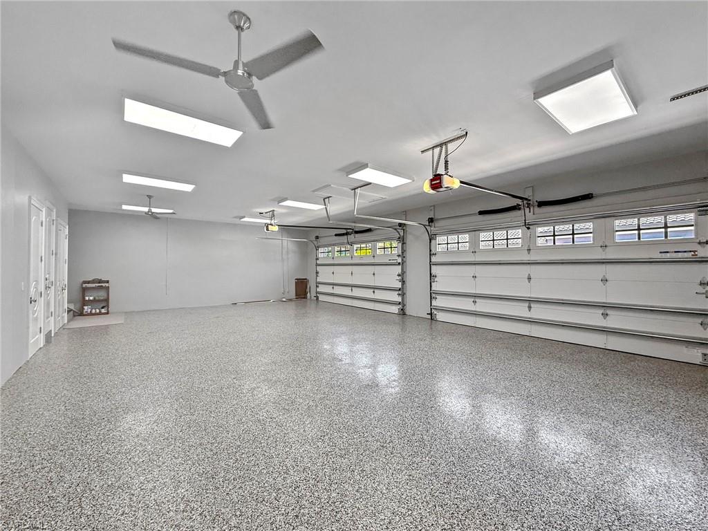 QUAIL WEST - Residential