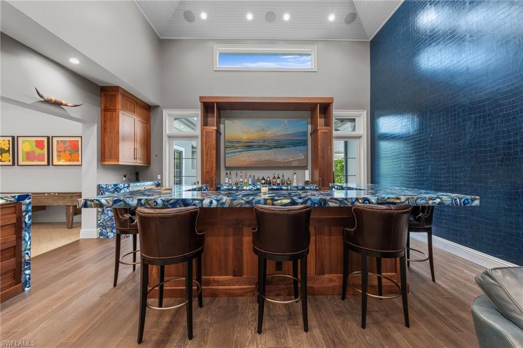 QUAIL WEST - Residential