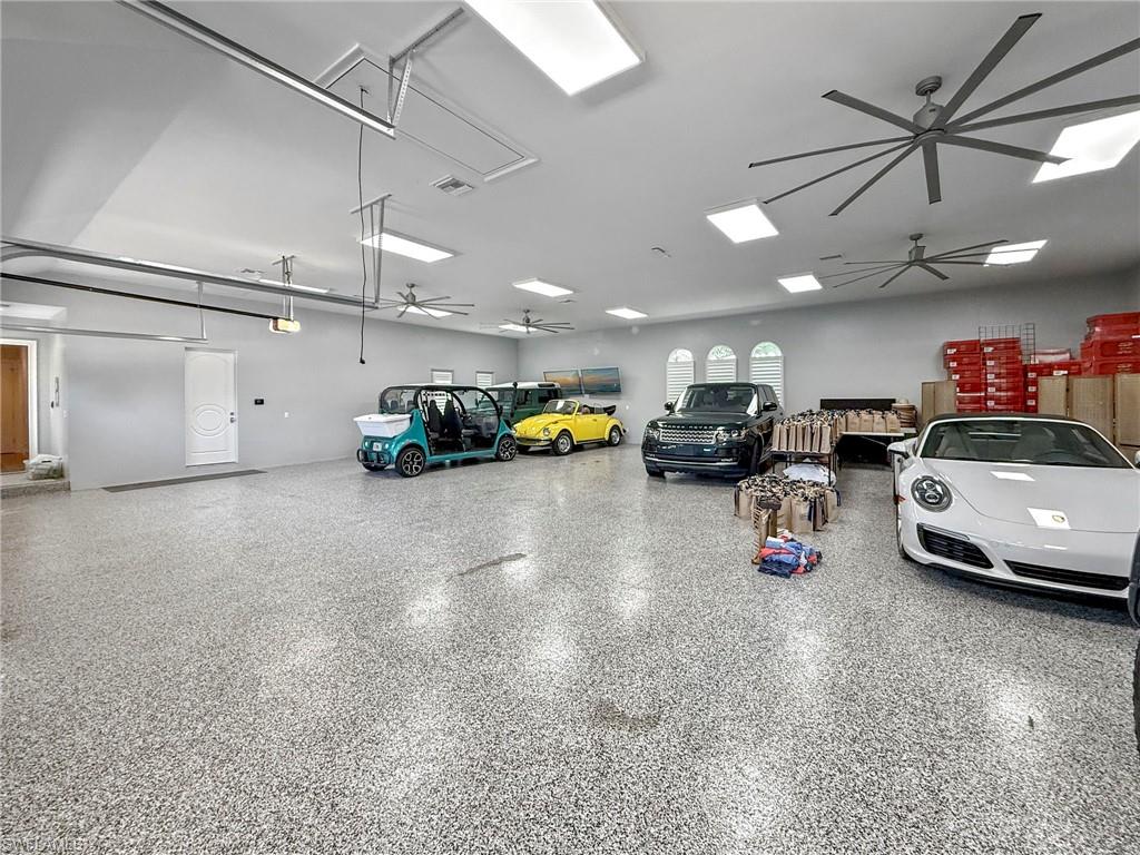 QUAIL WEST - Residential