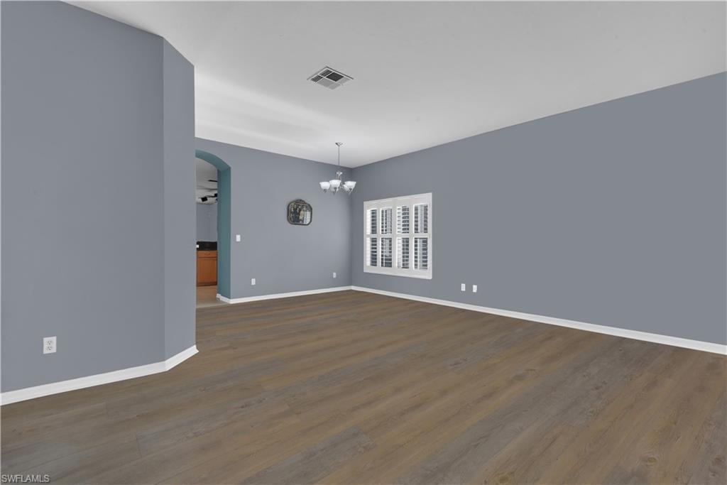 MAGNOLIA LAKES - Residential