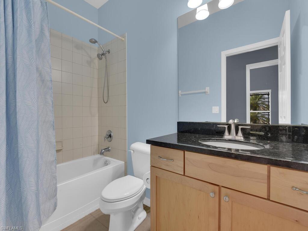 MAGNOLIA LAKES - Residential