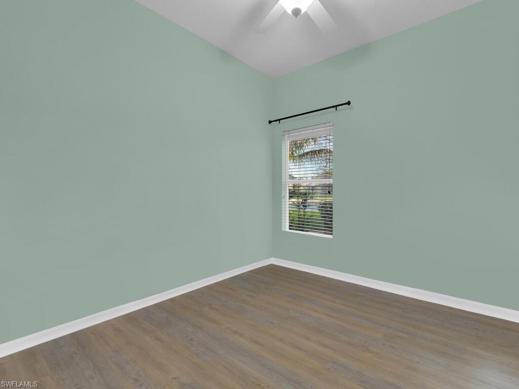 MAGNOLIA LAKES - Residential