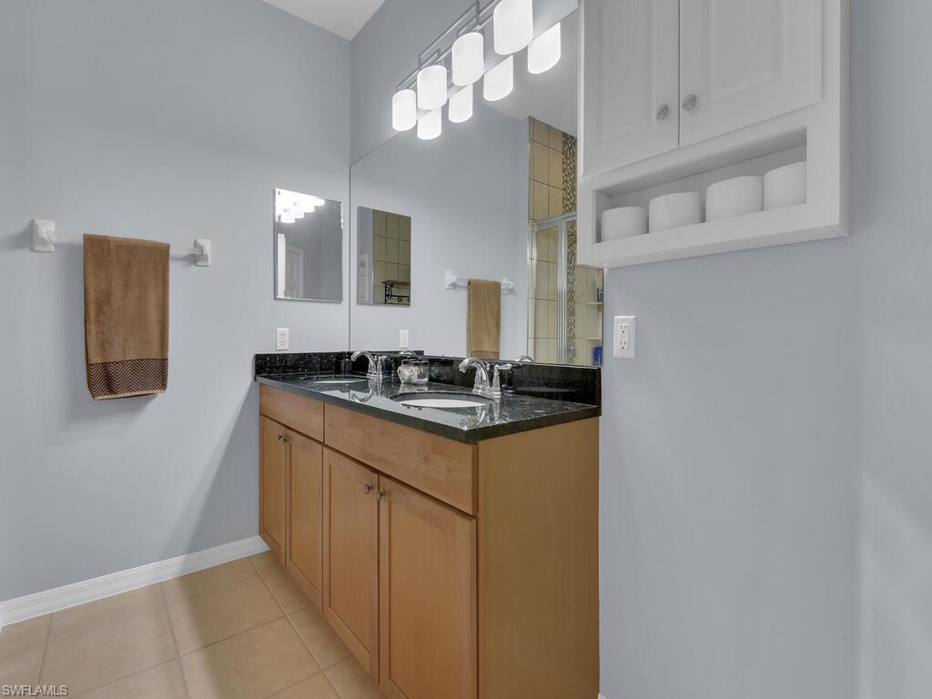 MAGNOLIA LAKES - Residential