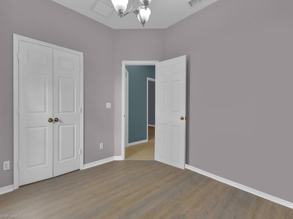 MAGNOLIA LAKES - Residential