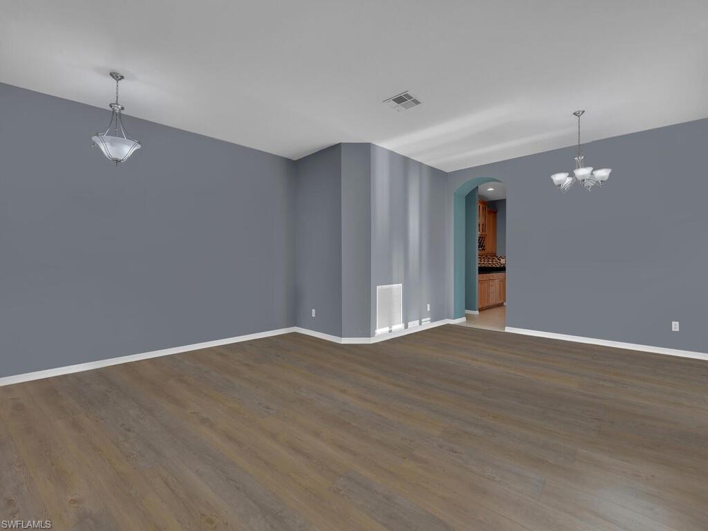 MAGNOLIA LAKES - Residential