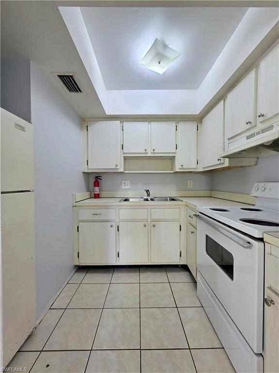 GREEN TEE VILLAGE - Residential Lease