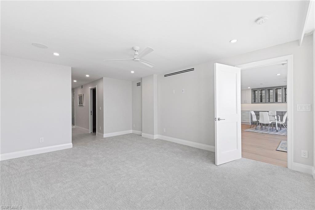 ADMIRALTY POINT - Residential