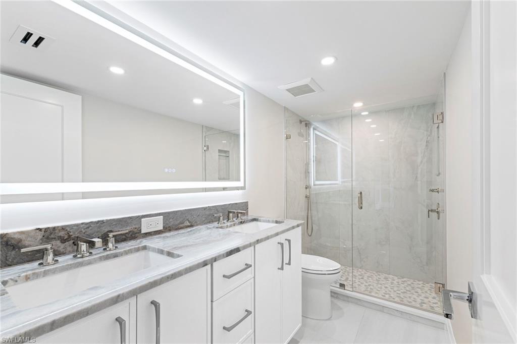 ADMIRALTY POINT - Residential