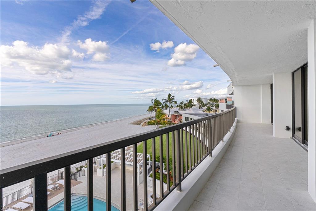 ADMIRALTY POINT - Residential