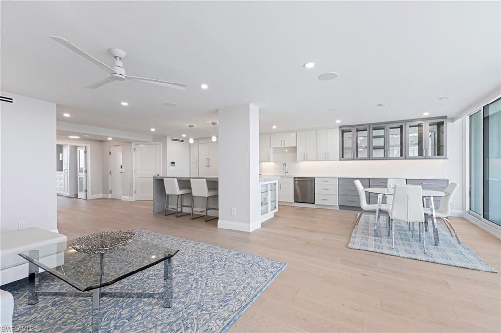 ADMIRALTY POINT - Residential