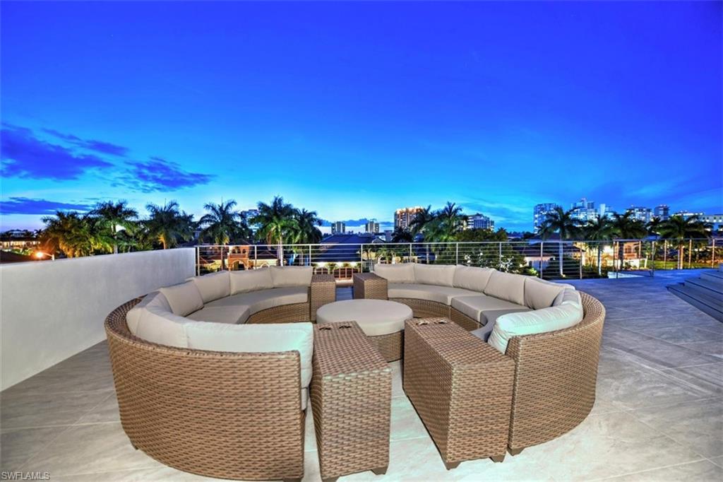 PARK SHORE - Residential