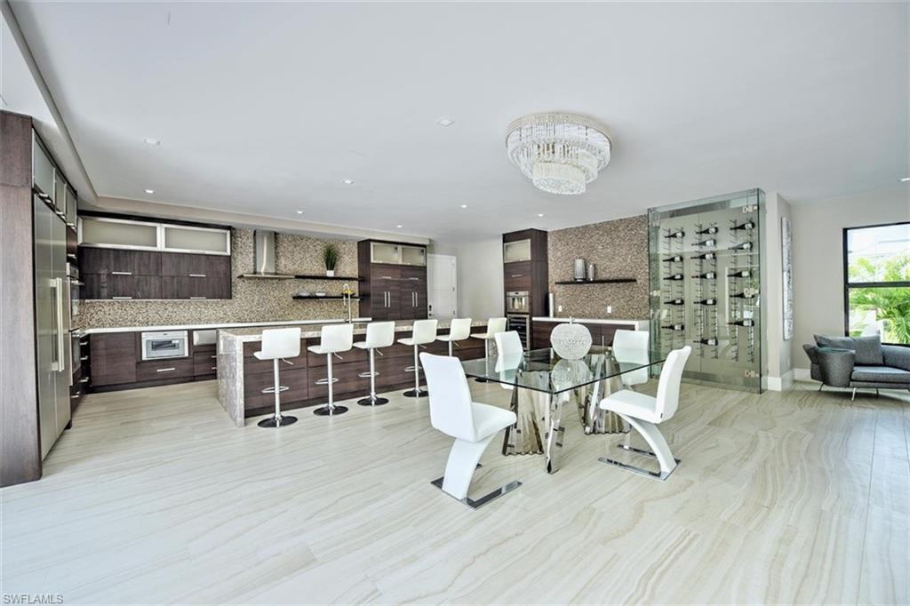 PARK SHORE - Residential