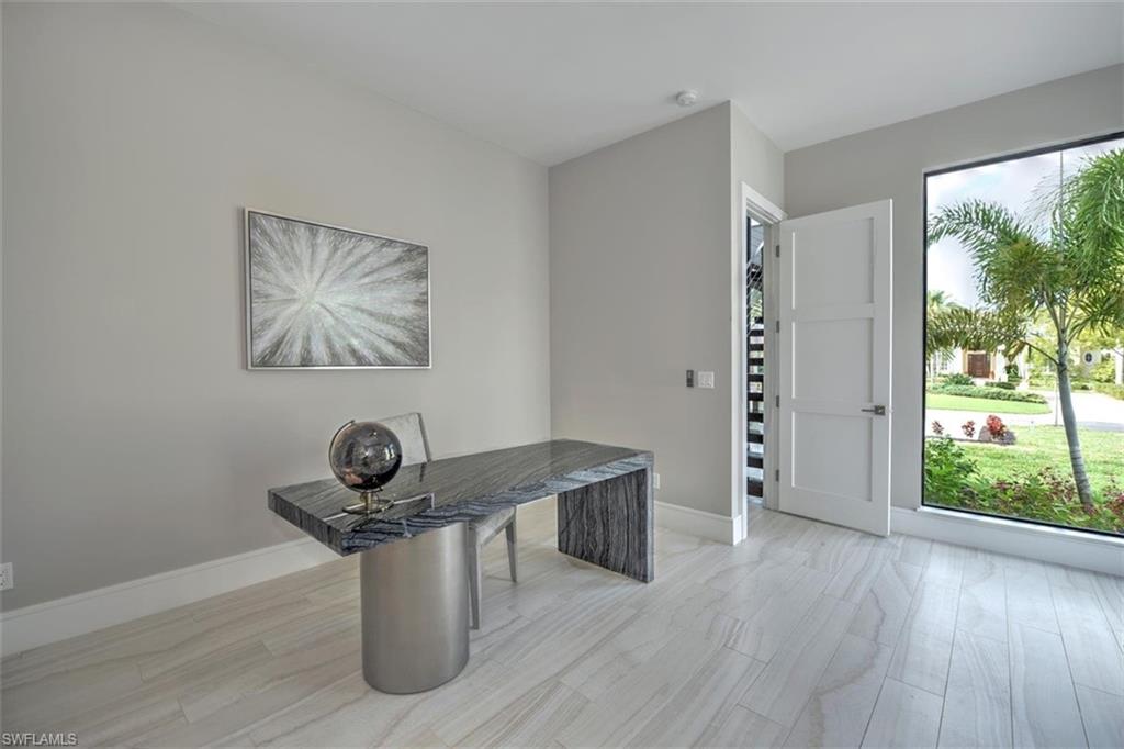 PARK SHORE - Residential