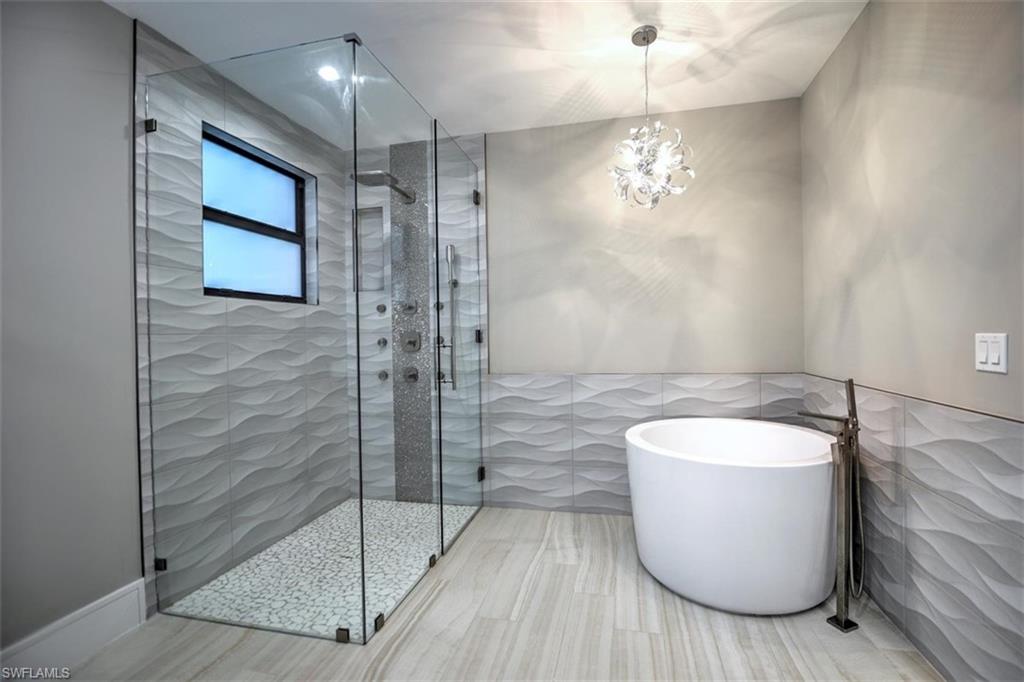 PARK SHORE - Residential