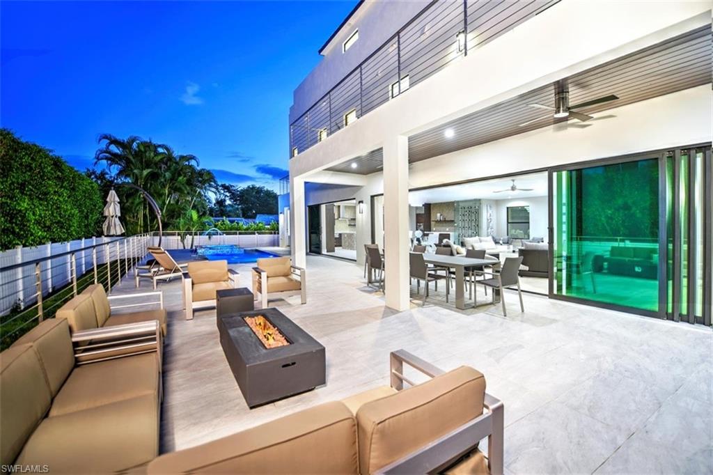 PARK SHORE - Residential