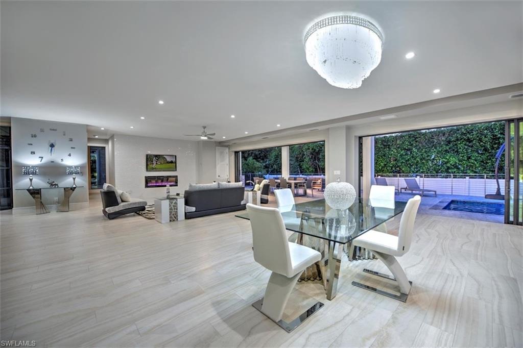 PARK SHORE - Residential