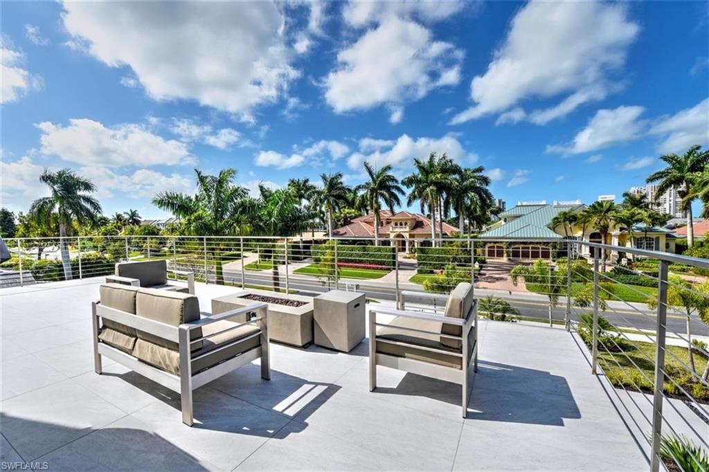 PARK SHORE - Residential