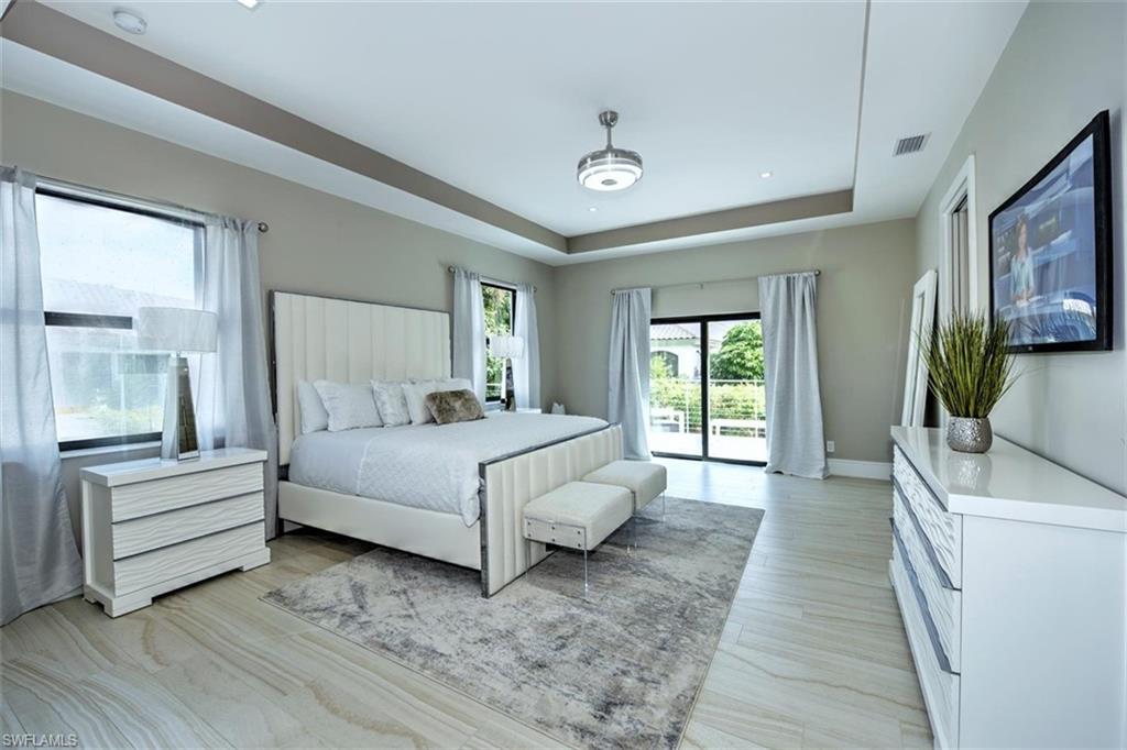 PARK SHORE - Residential