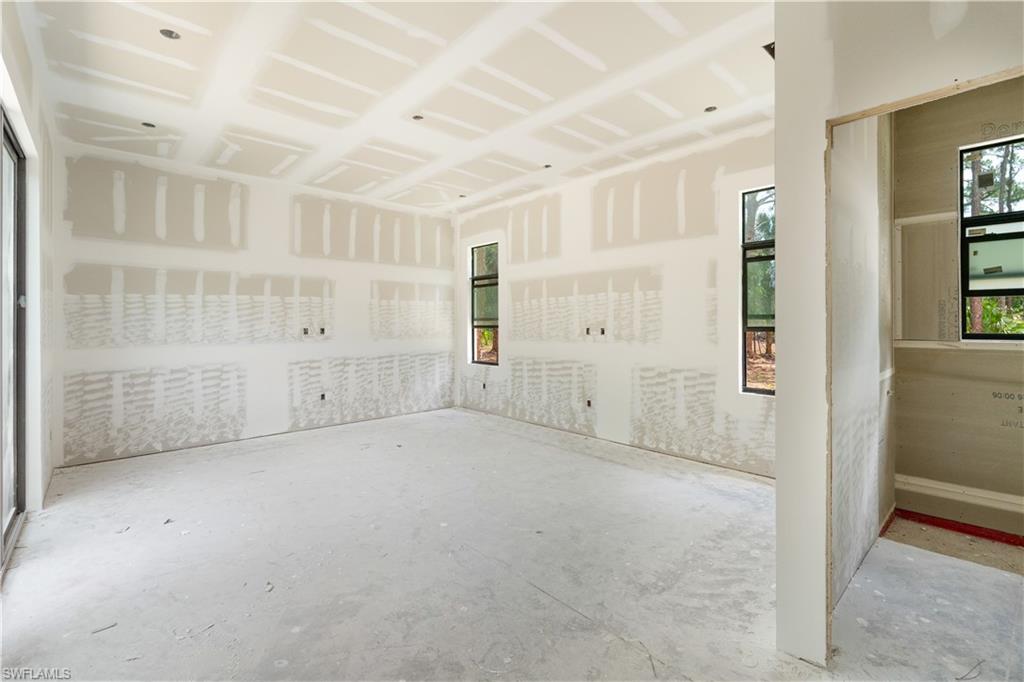 GOLDEN GATE ESTATES - Residential