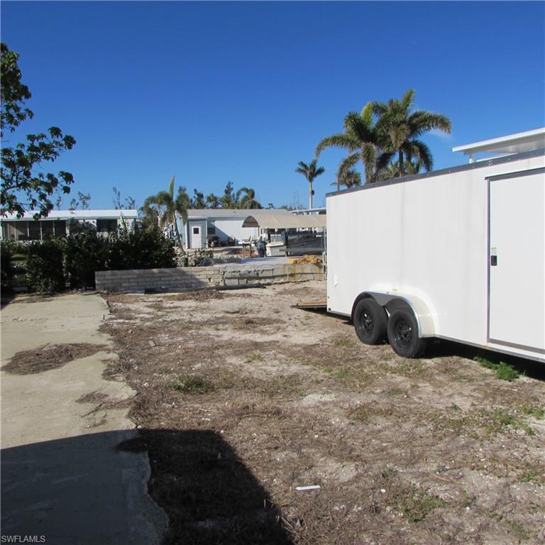 PINE ISLAND COVE - Land