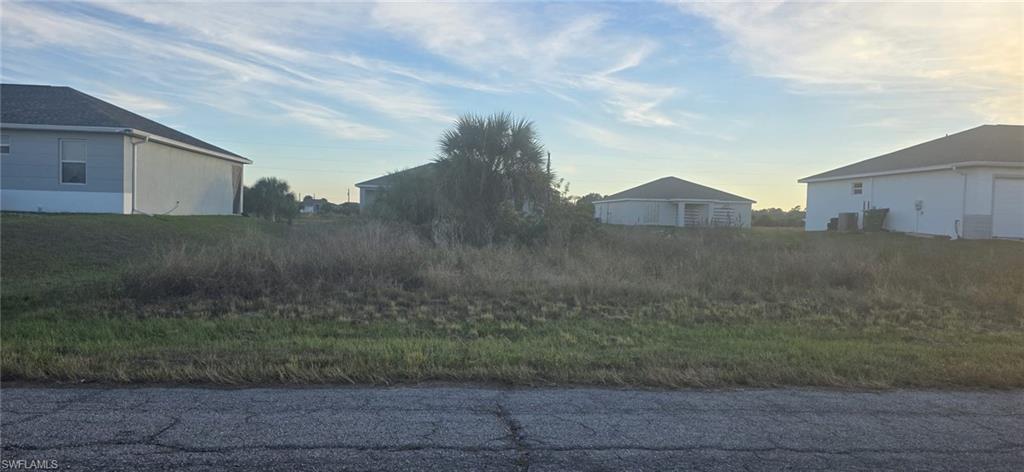 BANYAN VILLAGE - Land