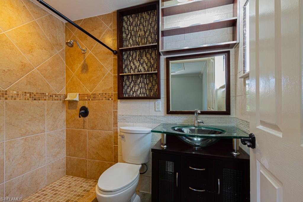 MAPLEWOOD - Residential