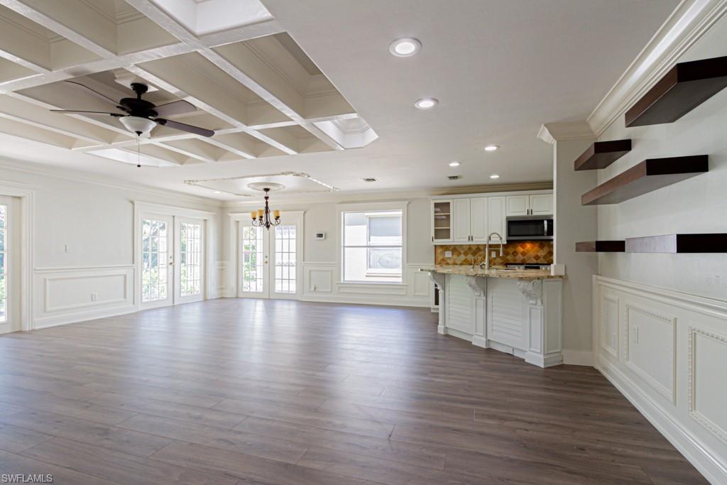 MAPLEWOOD - Residential