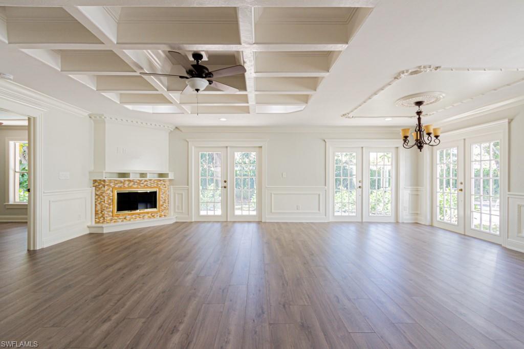 MAPLEWOOD - Residential