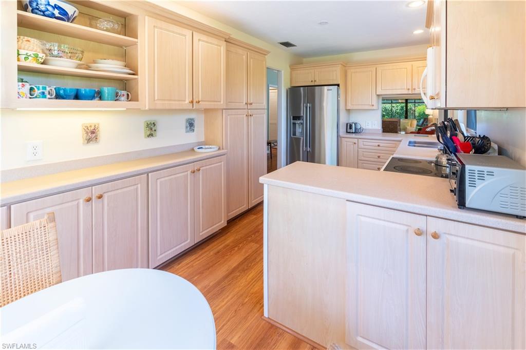 BEACHWALK VILLAS - Residential Lease