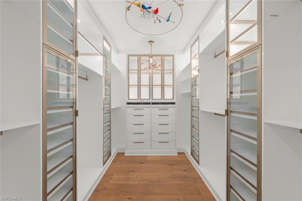 DEL SEGA - Residential