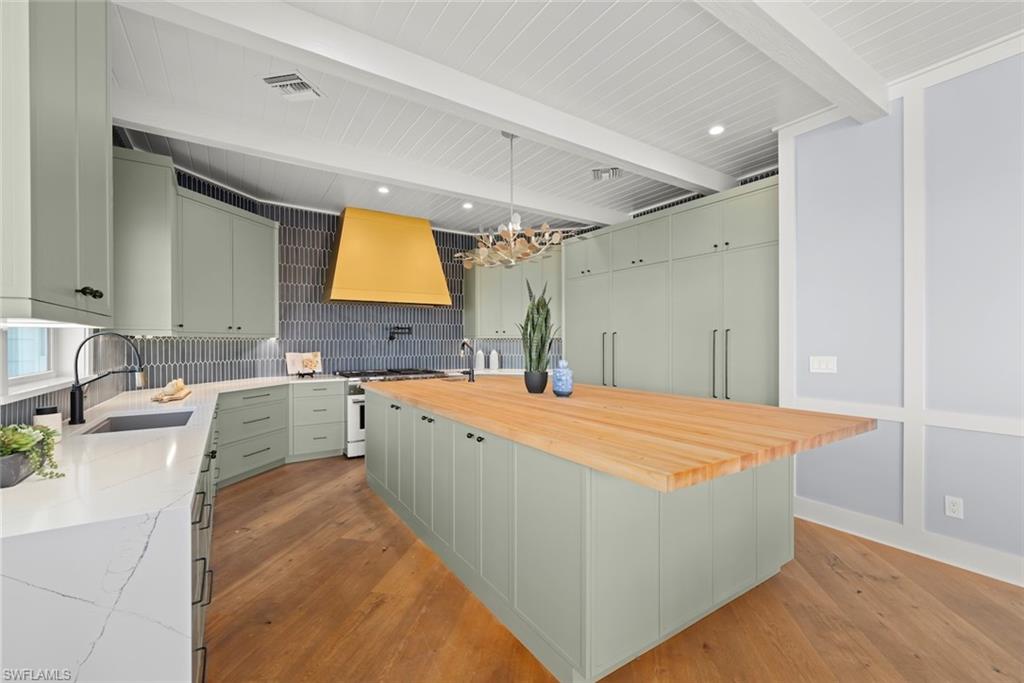 DEL SEGA - Residential