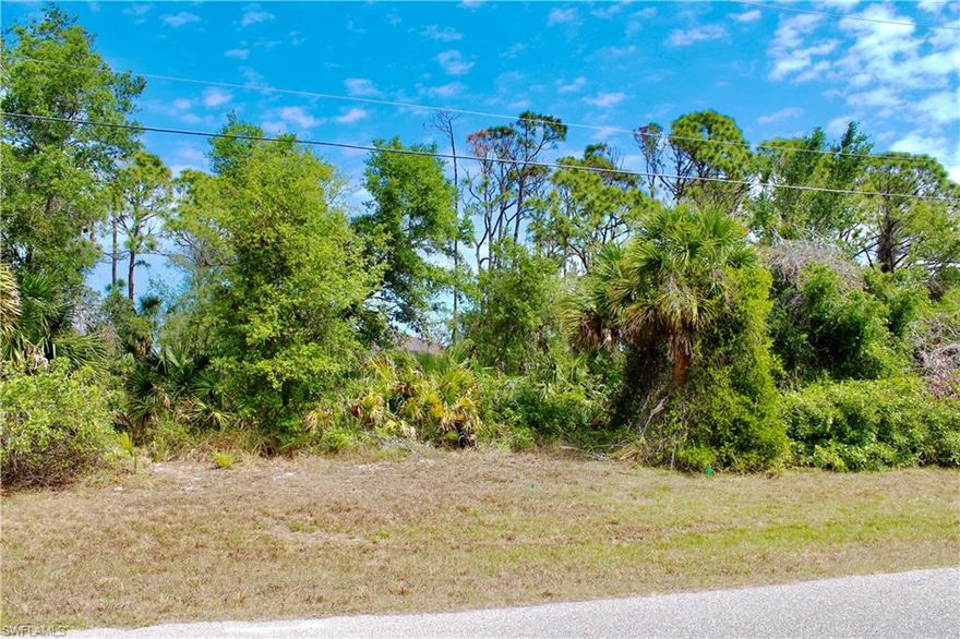 Introducing a fresh opportunity to own a spectacular vacant lot in the prestigious Rotonda Lakes neighborhood! This lovely parcel of land is situated on a quiet and peaceful street that’s centrally located to so many of the things we love and cherish here in Florida—no matter if it’s the World Class sunkissed beaches of Don Pedro, Manasota Key, Gasparilla & Boca Grande; or the challenging golf courses of Port Charlotte; or even the spectrum of area shopping & restaurants—this place has something for everyone. Whether you're a beach lover, fisherman, a golf enthusiast or just yearn for the Florida Lifestyle this is the perfect launch point for all of your adventures! 
Consider this amazing land opportunity and build your dream home in one of Coastal Florida's most desirable up-and-coming locations. Oh Its Paradise alright!