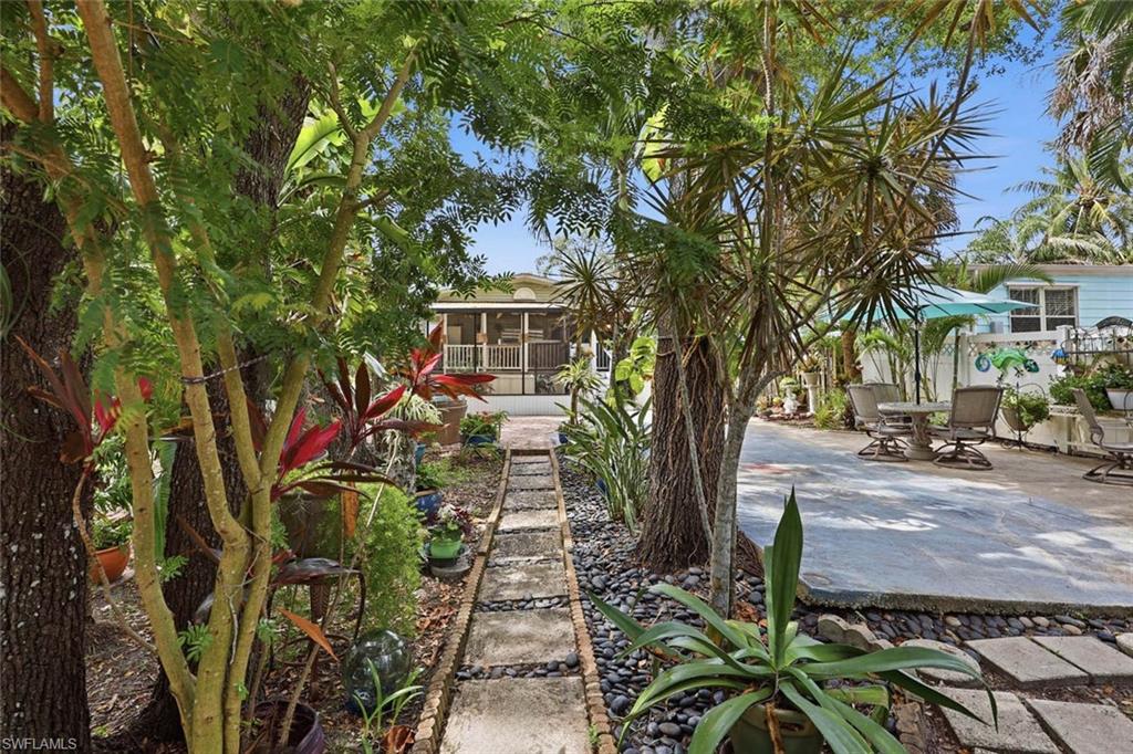 ACREAGE HEADER - Residential