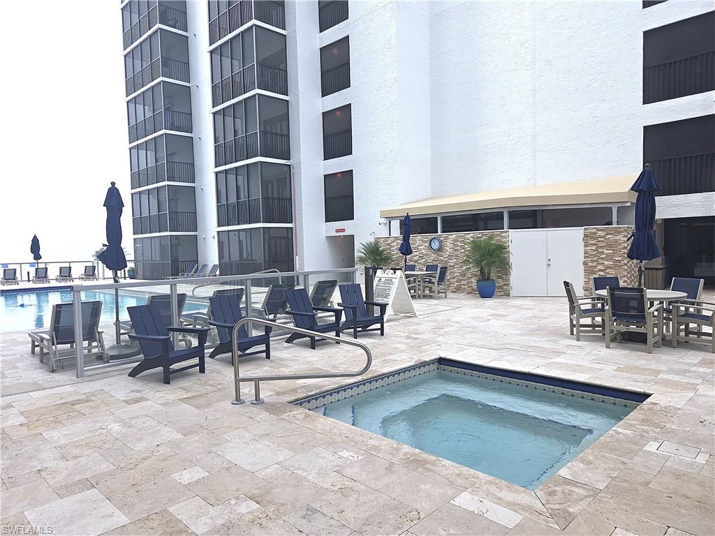 ISLAND WINDS CONDO - Residential